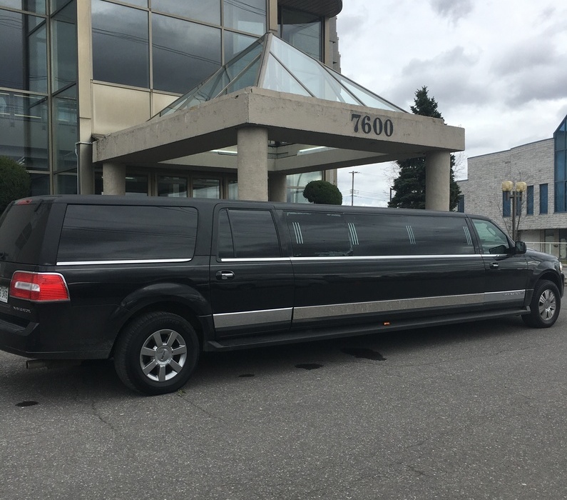 Black Navigator Side